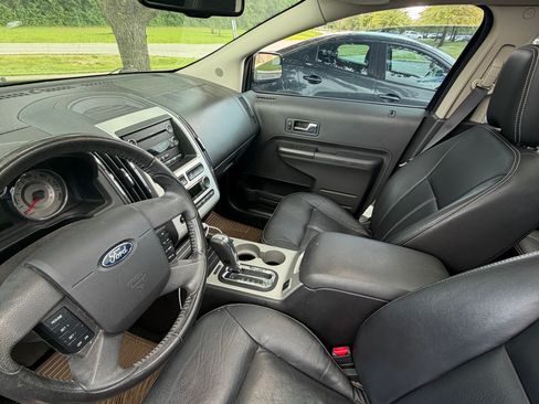 Used 2010 Ford Edge Limited FWD image 5
