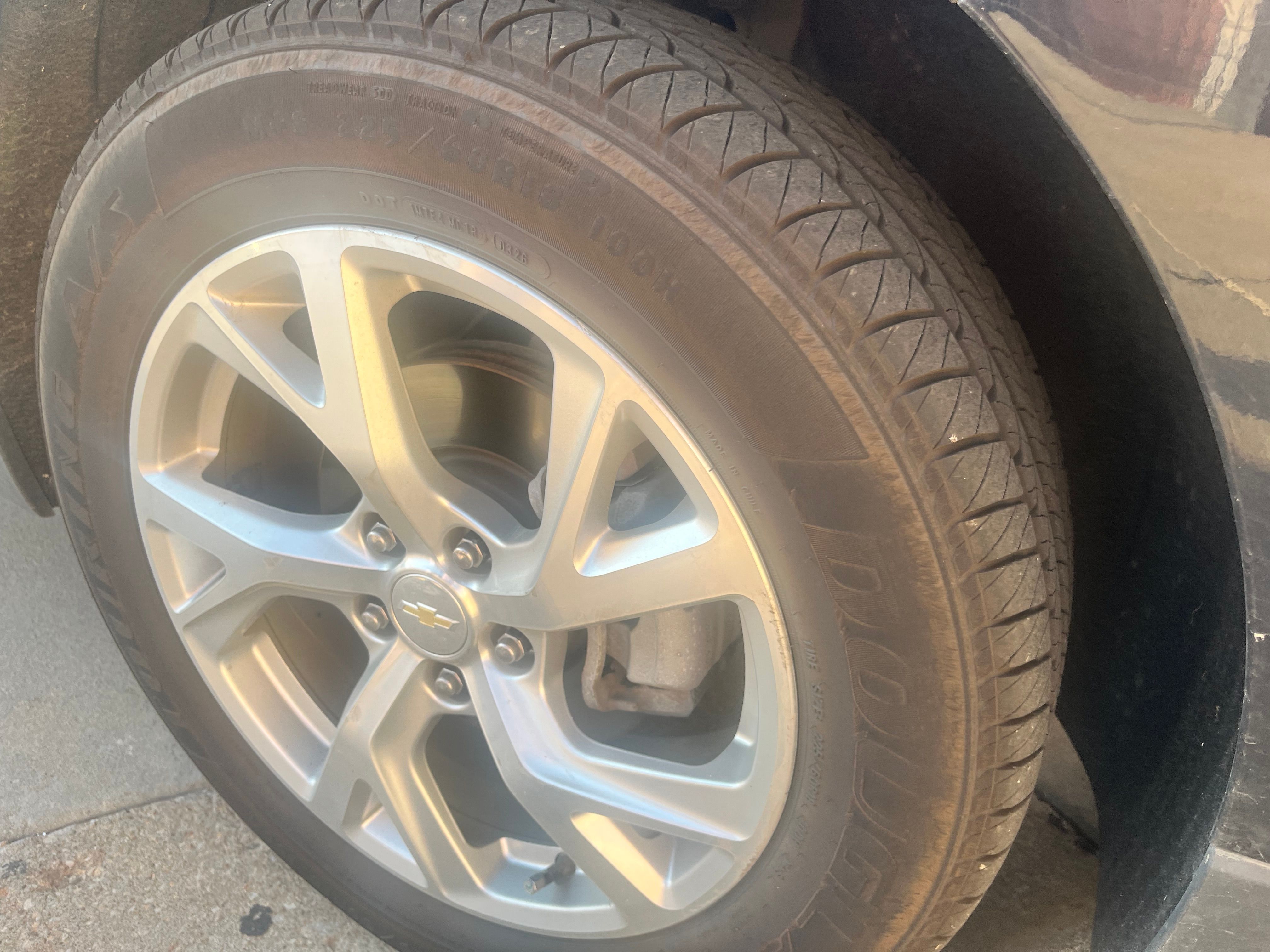 Used 2020 Chevrolet Equinox Premier AWD/4WD image 17