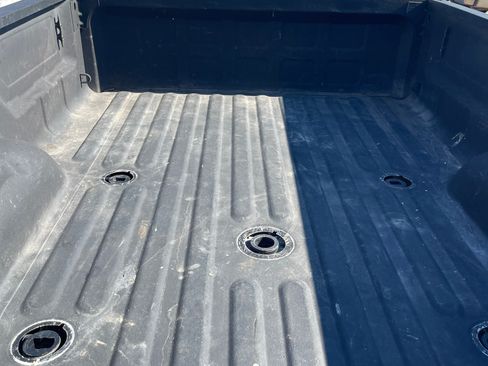 Used 2019 RAM 2500 Tradesman w/ Chrome Appearance Group image 14