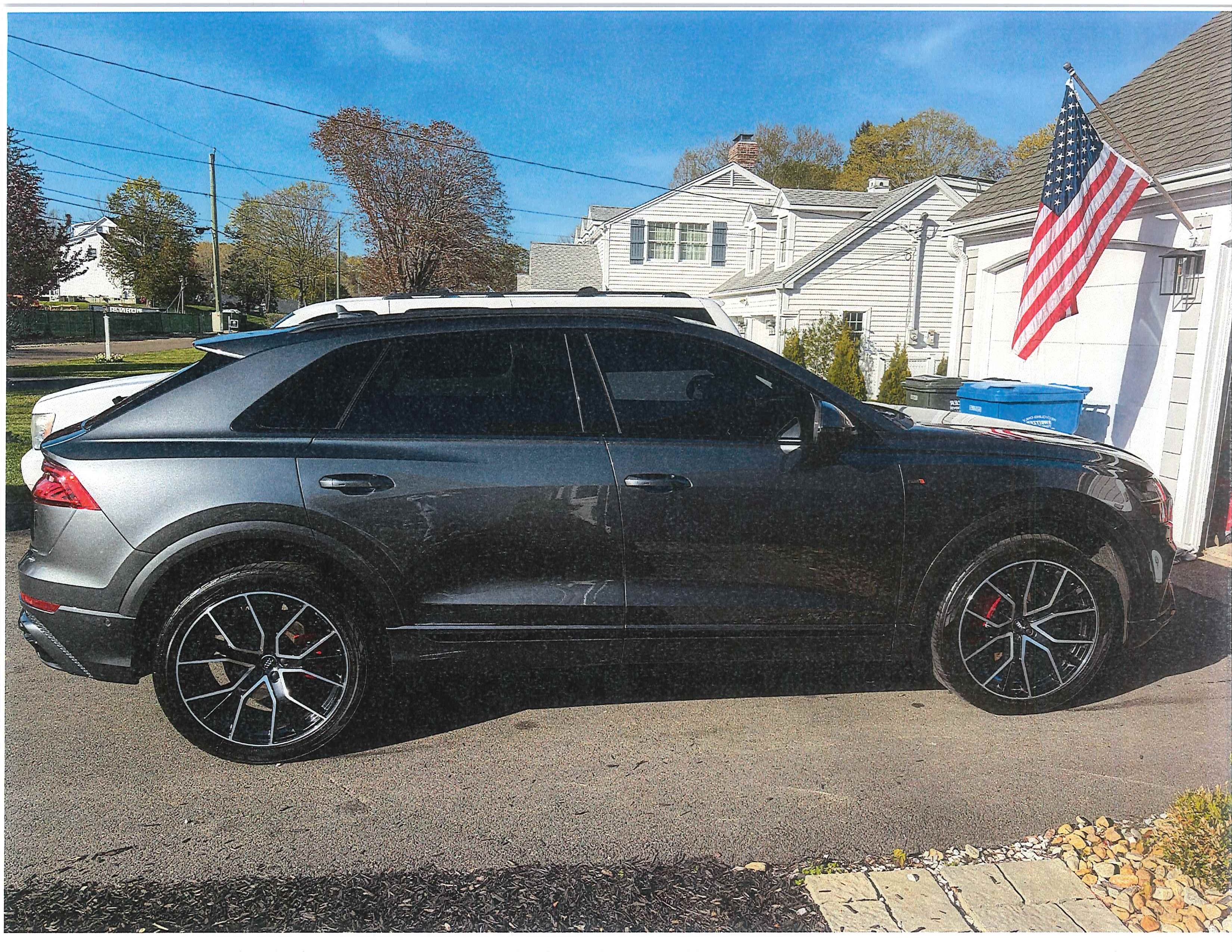 Used 2020 Audi Q8 Prestige w/ Prestige Package AWD/4WD image 2