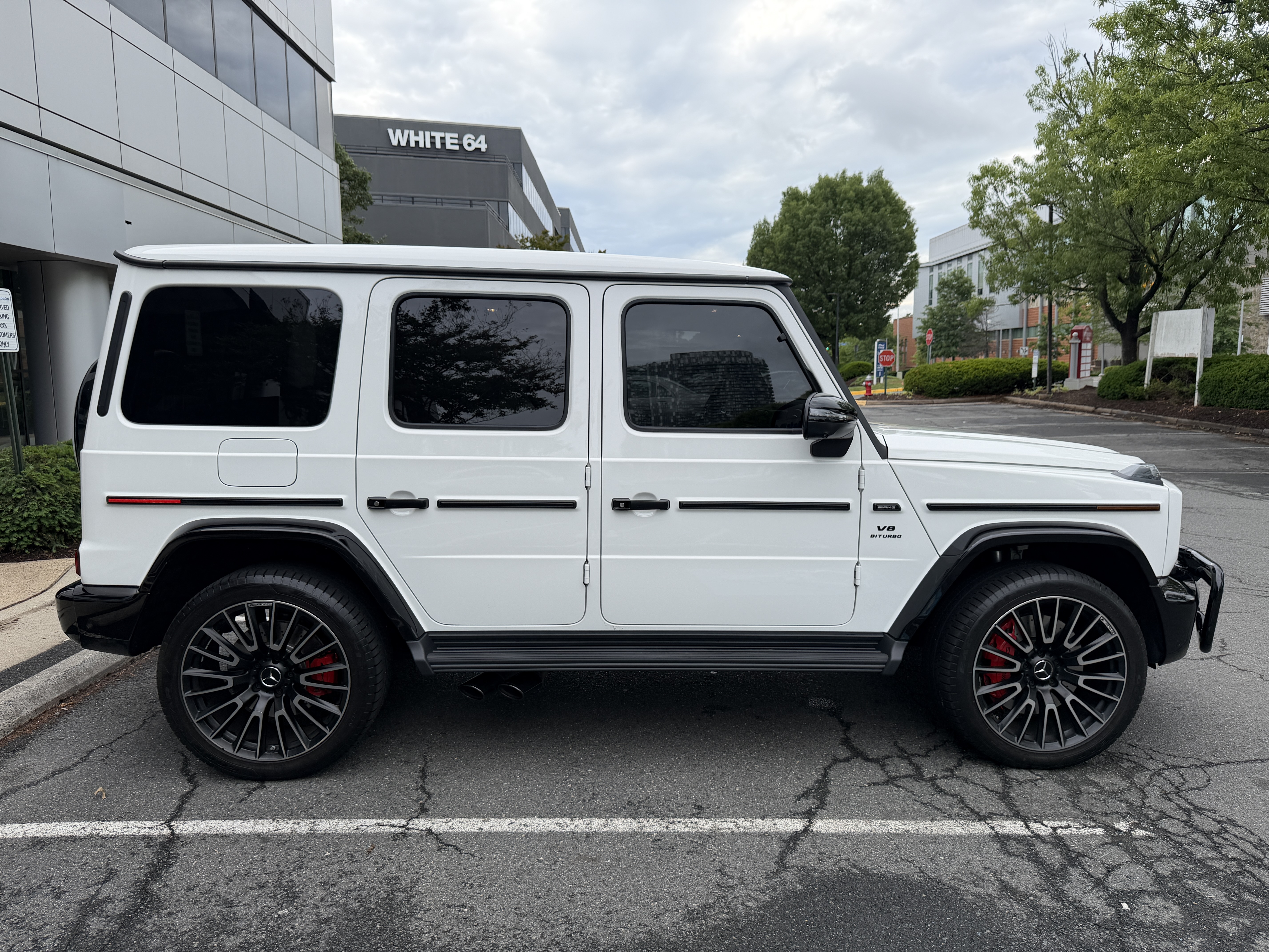 Used 2025 Mercedes-Benz G 63 AMG 4MATIC image 9
