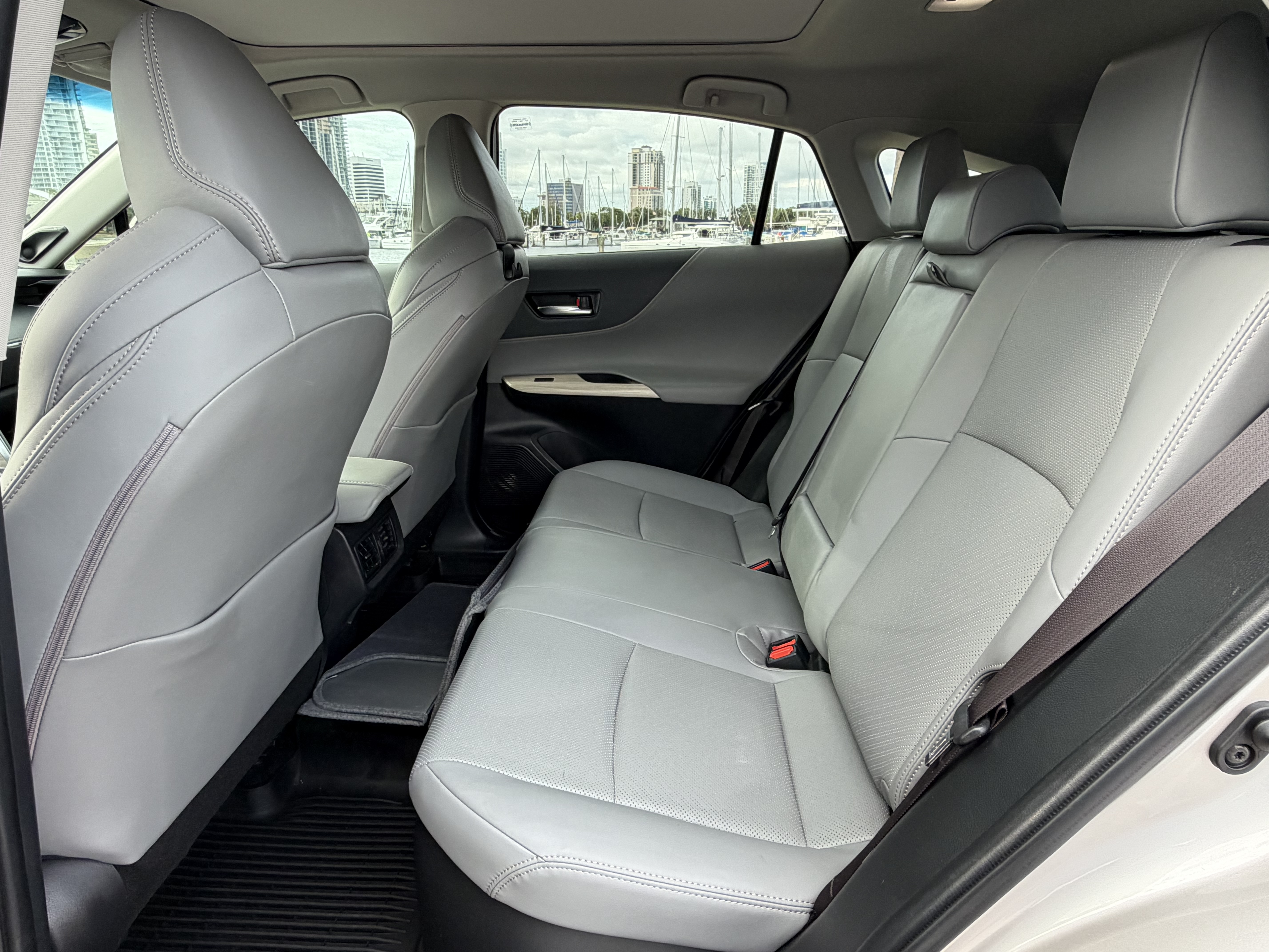 Used 2024 Toyota Venza Limited AWD/4WD image 8