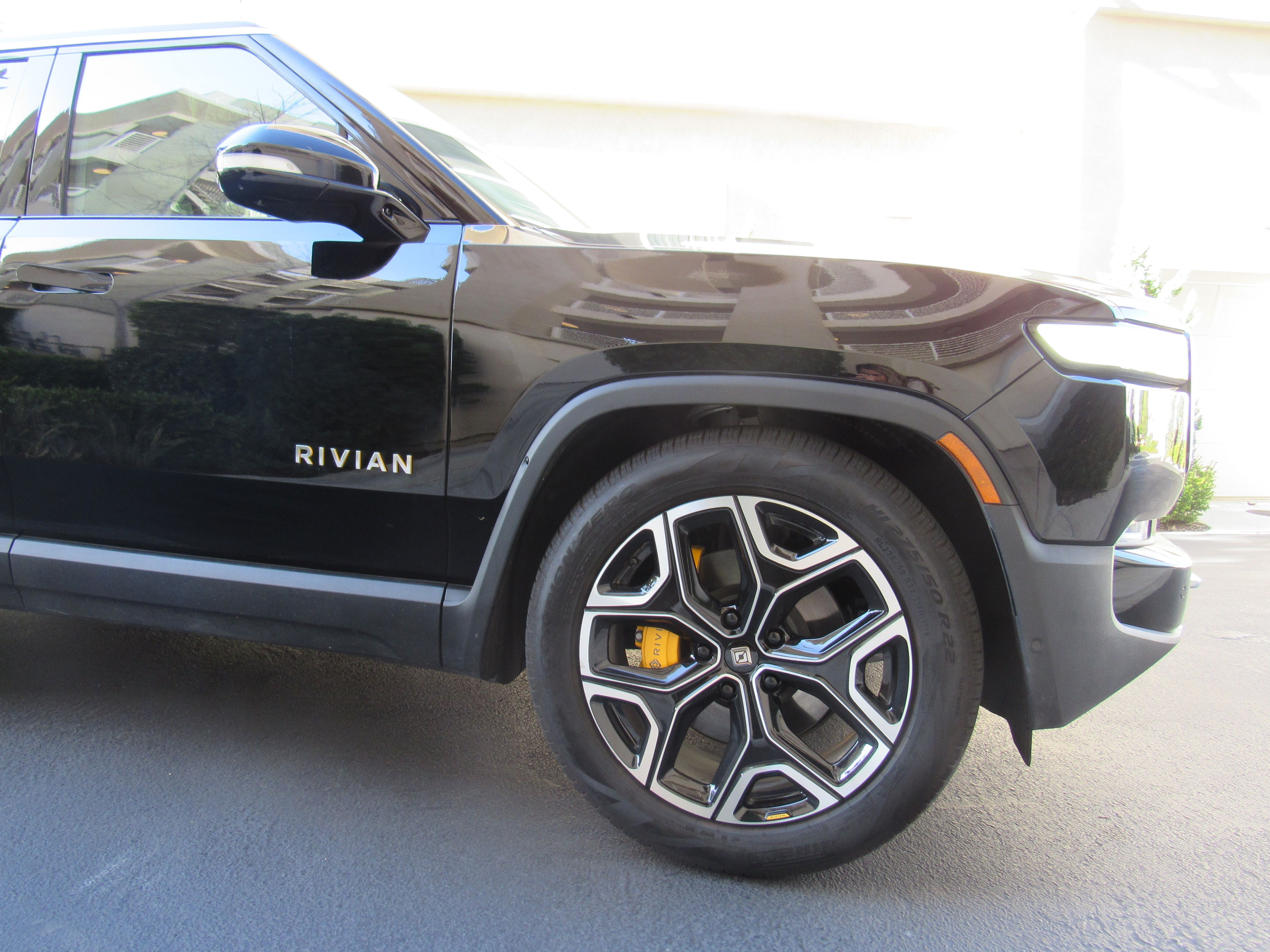 Used 2023 Rivian R1S Adventure Quad AWD/4WD image 6