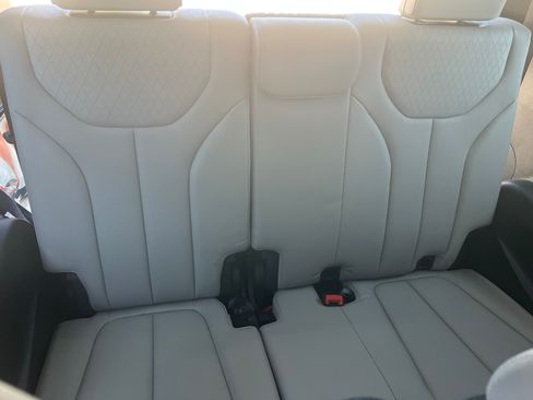 Used 2022 Hyundai Palisade SEL w/ 8P Bench Seat Package FWD image 27