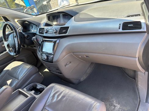 Used 2015 Honda Odyssey Touring image 16