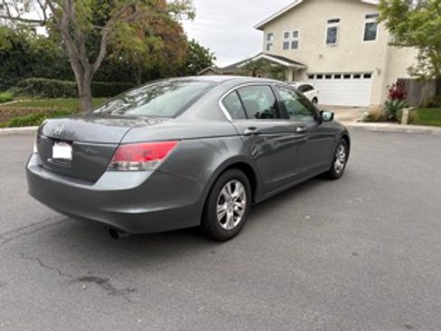 Used 2009 Honda Accord LX-P image 4