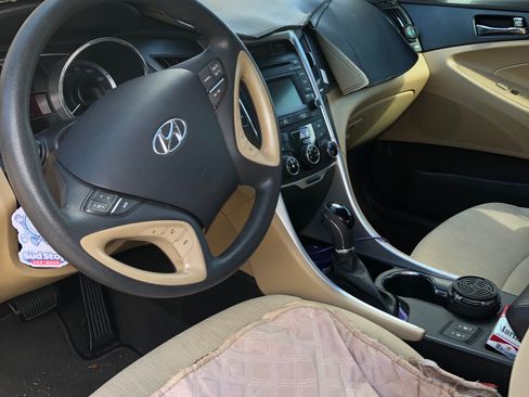 Used 2014 Hyundai Sonata GLS w/ Popular Equipment Group 2 FWD image 1