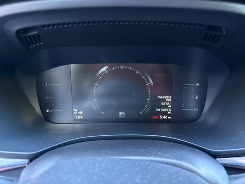 Used 2019 Volvo XC60 T5 Momentum w/ Premium Package AWD/4WD image 10