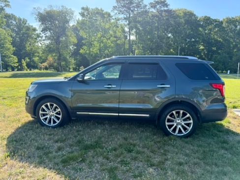 Used 2016 Ford Explorer Limited AWD/4WD image 1