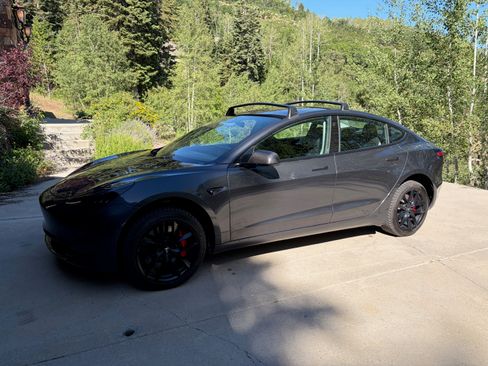 Used 2018 Tesla Model 3 Performance AWD/4WD image 1