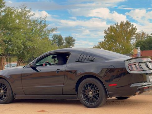 Used 2014 Ford Mustang Coupe w/ Equipment Group 102A image 9
