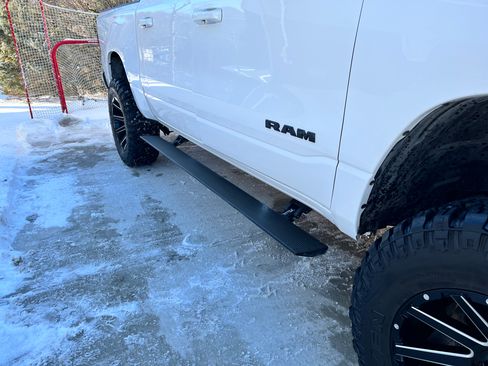 Used 2021 RAM 1500 Big Horn AWD/4WD image 12
