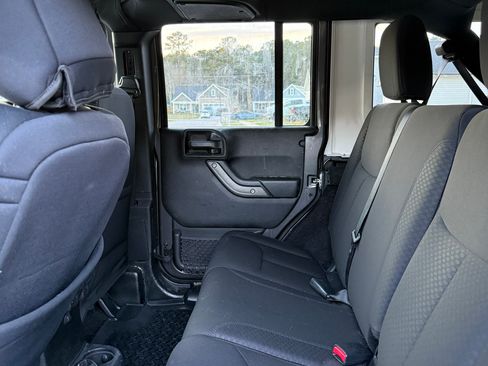 Used 2017 Jeep Wrangler Unlimited Sport w/ Quick Order Package 24S image 12