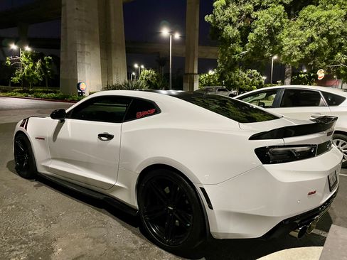 Used 2018 Chevrolet Camaro SS w/ Redline Edition image 10