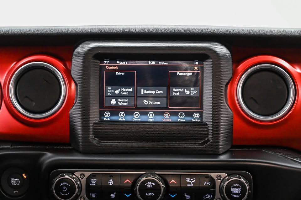 Used 2018 Jeep Wrangler Unlimited Rubicon AWD/4WD image 14