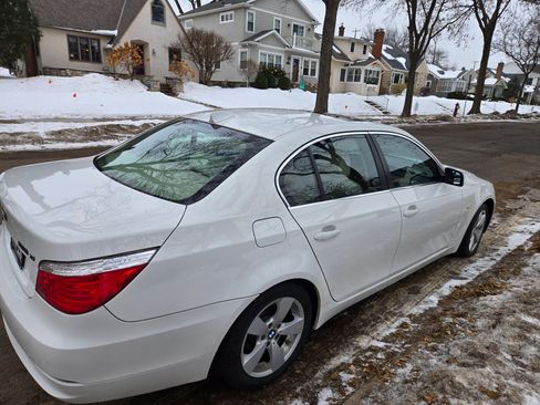 Used 2008 BMW 528xi Sedan image 4
