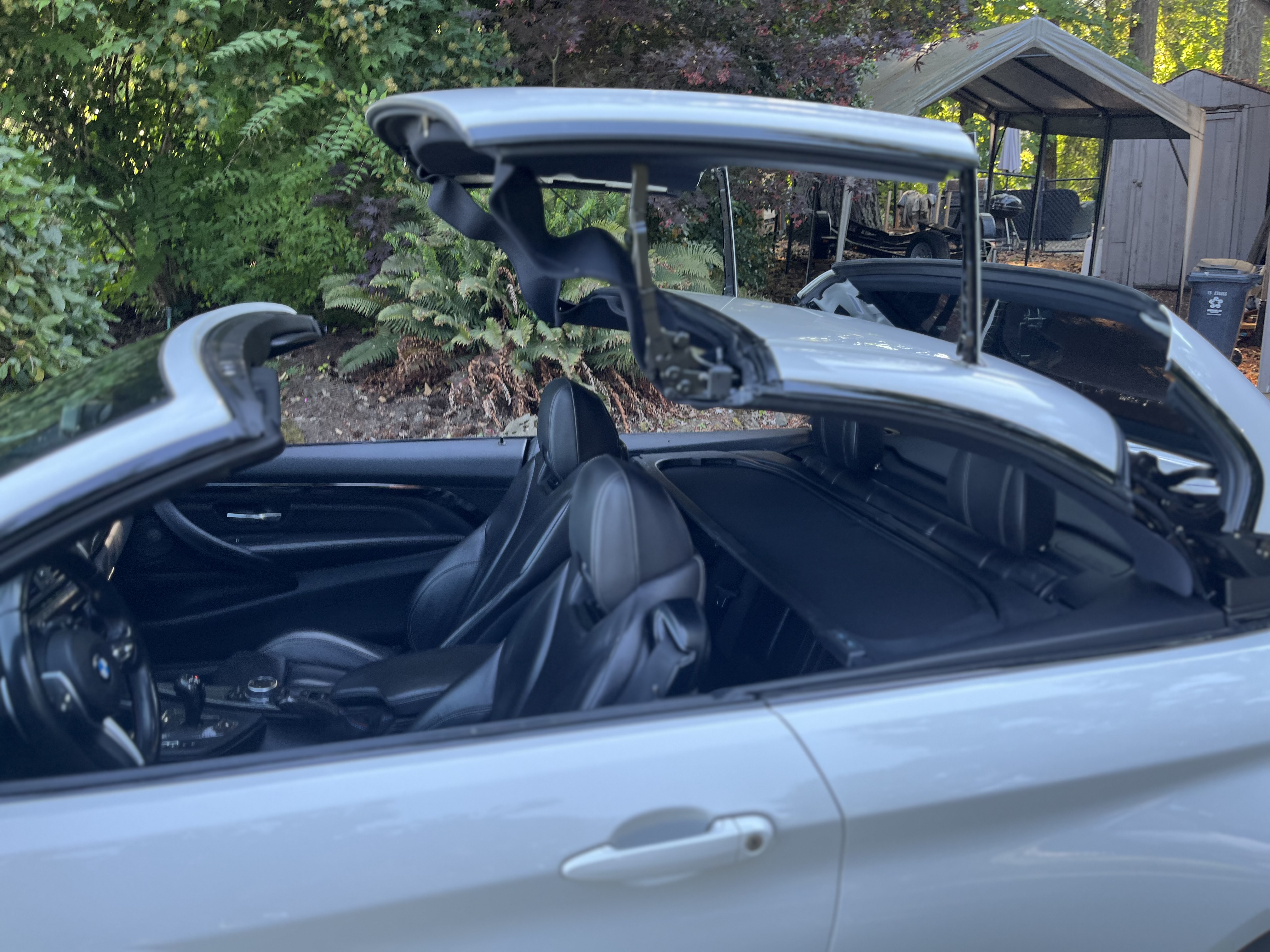 Used 2017 BMW M4 Convertible RWD image 11