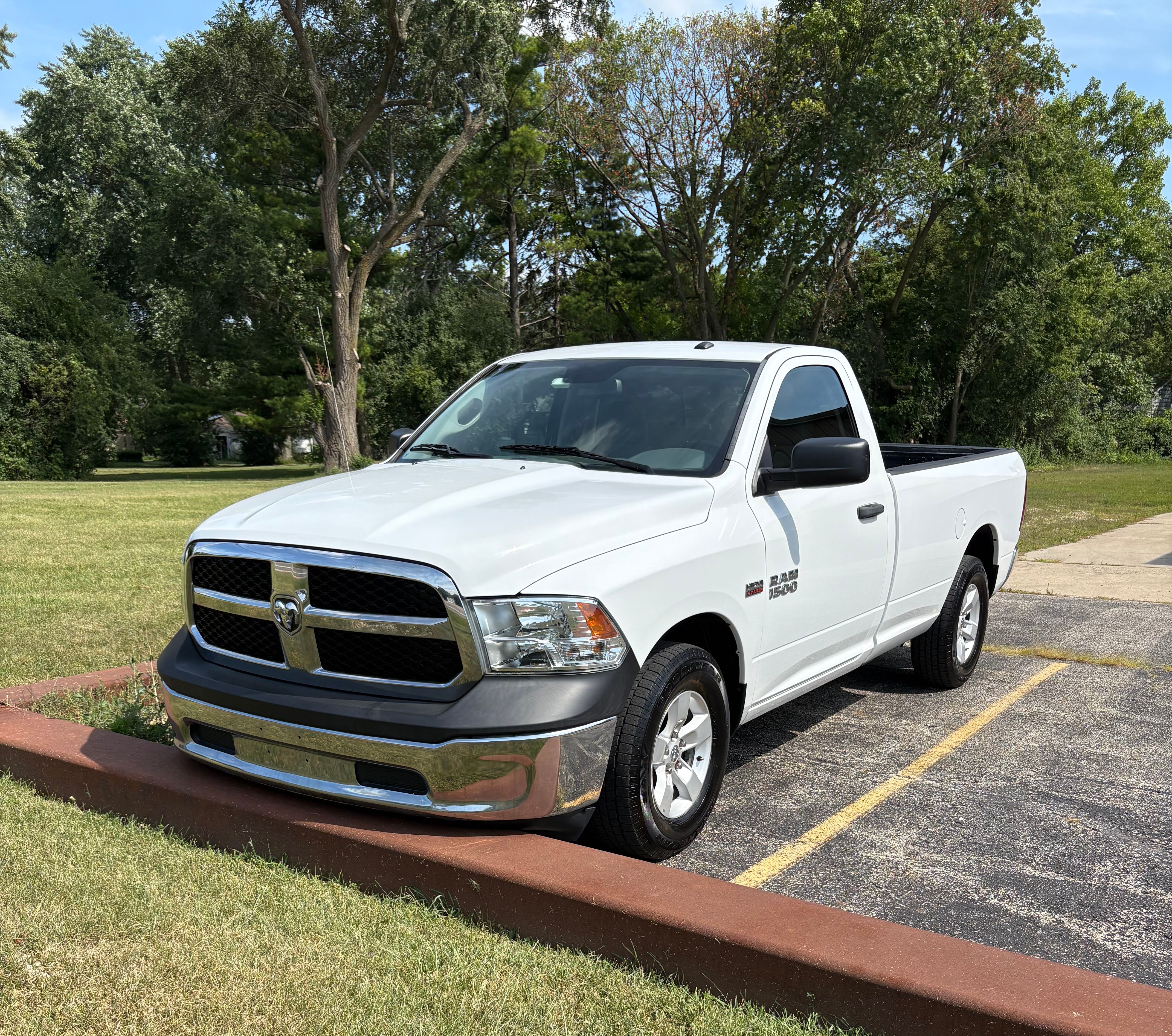 Used 2016 RAM 1500 Tradesman w/ Power & Remote Entry Group RWD image 2