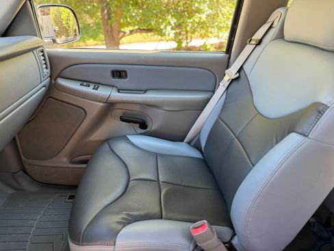 Used 2000 GMC Sierra 2500 4x4 Extended Cab HD image 11