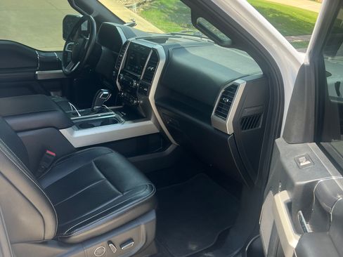 Used 2018 Ford F150 Lariat AWD/4WD image 15