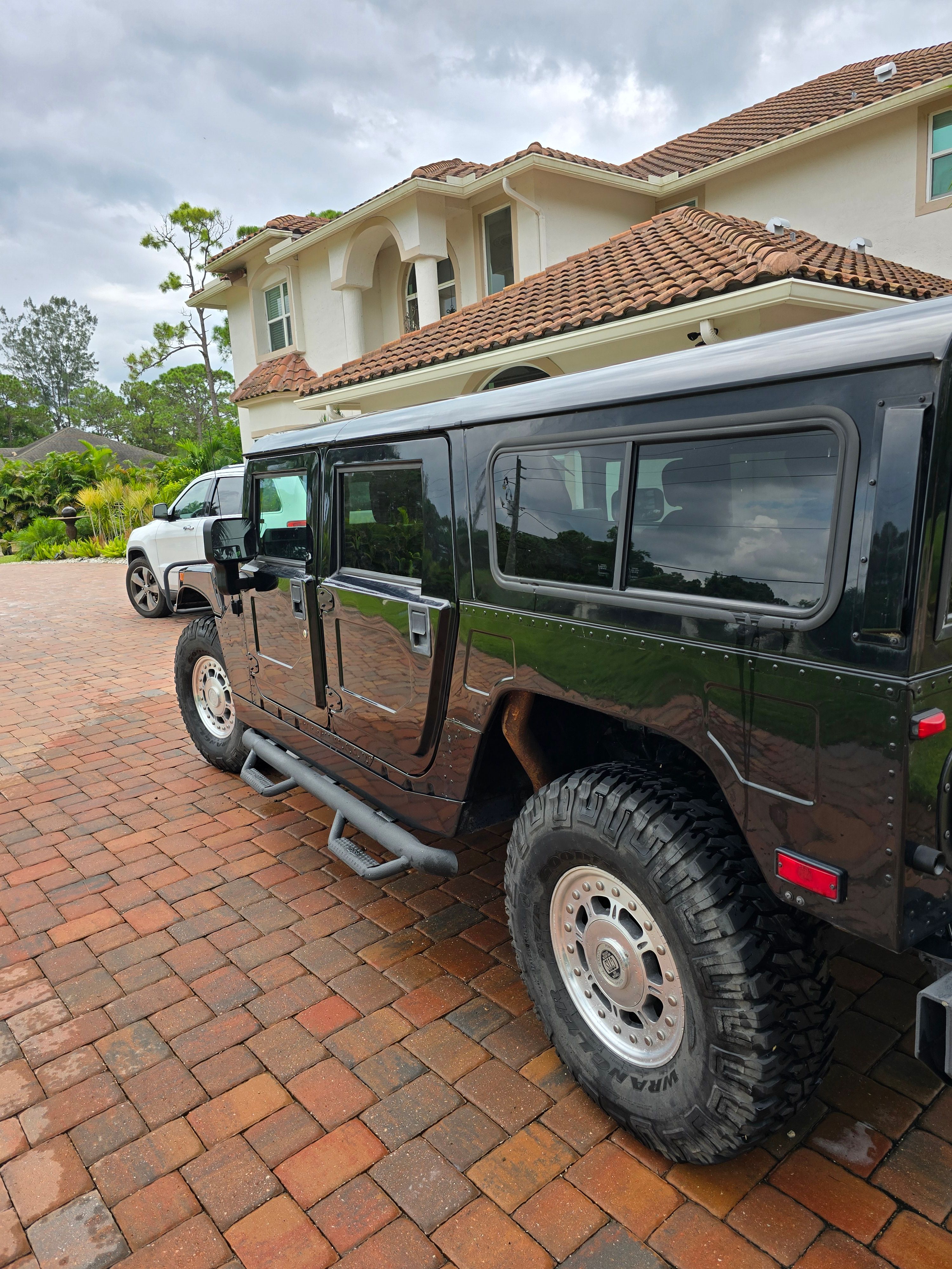 Used 2002 HUMMER H1 4-Door Wagon AWD/4WD image 17