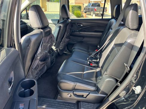 Used 2017 Honda Pilot EX-L image 9