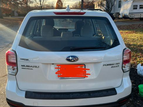 Used 2017 Subaru Forester 2.5i image 11