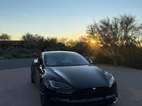 Used 2022 Tesla Model S Standard Range image 11