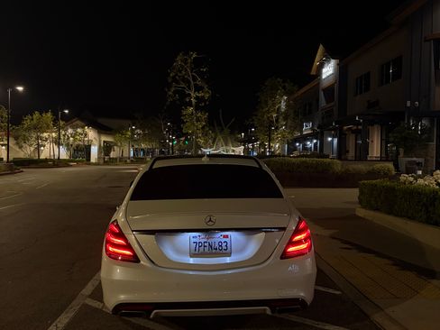 Used 2016 Mercedes-Benz S 550 Sedan image 2