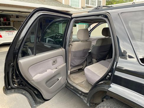 Used 2002 Toyota 4Runner SR5 image 23