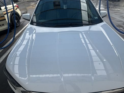 Used 2018 GMC Terrain SLT w/ Preferred Package image 2