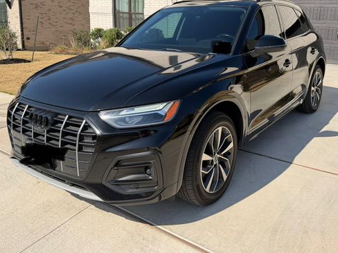 Used 2021 Audi Q5 2.0T Premium Plus w/ Premium Plus Package AWD/4WD image 2
