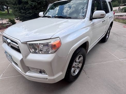 Used 2013 Toyota 4Runner SR5 AWD/4WD image 6