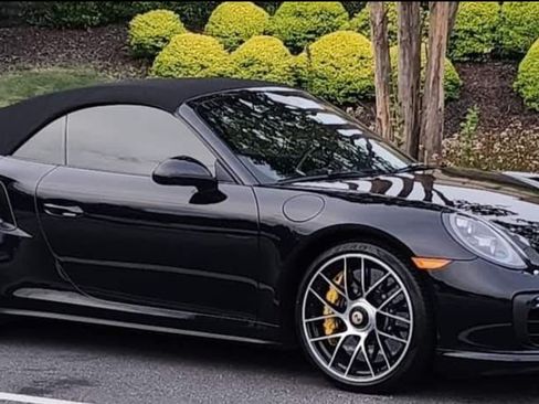 Used 2015 Porsche 911 Turbo S image 1