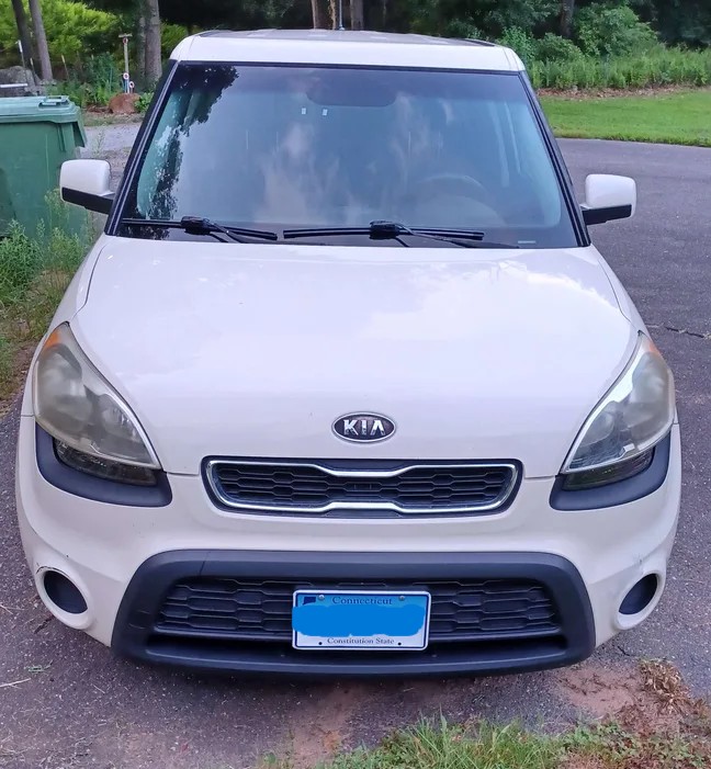Used 2012 Kia Soul FWD image 1