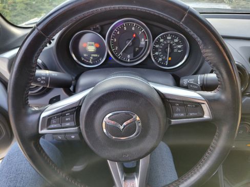 Used 2019 MAZDA MX-5 Miata RF Club w/ I-ACTIVSENSE Sport Package image 13