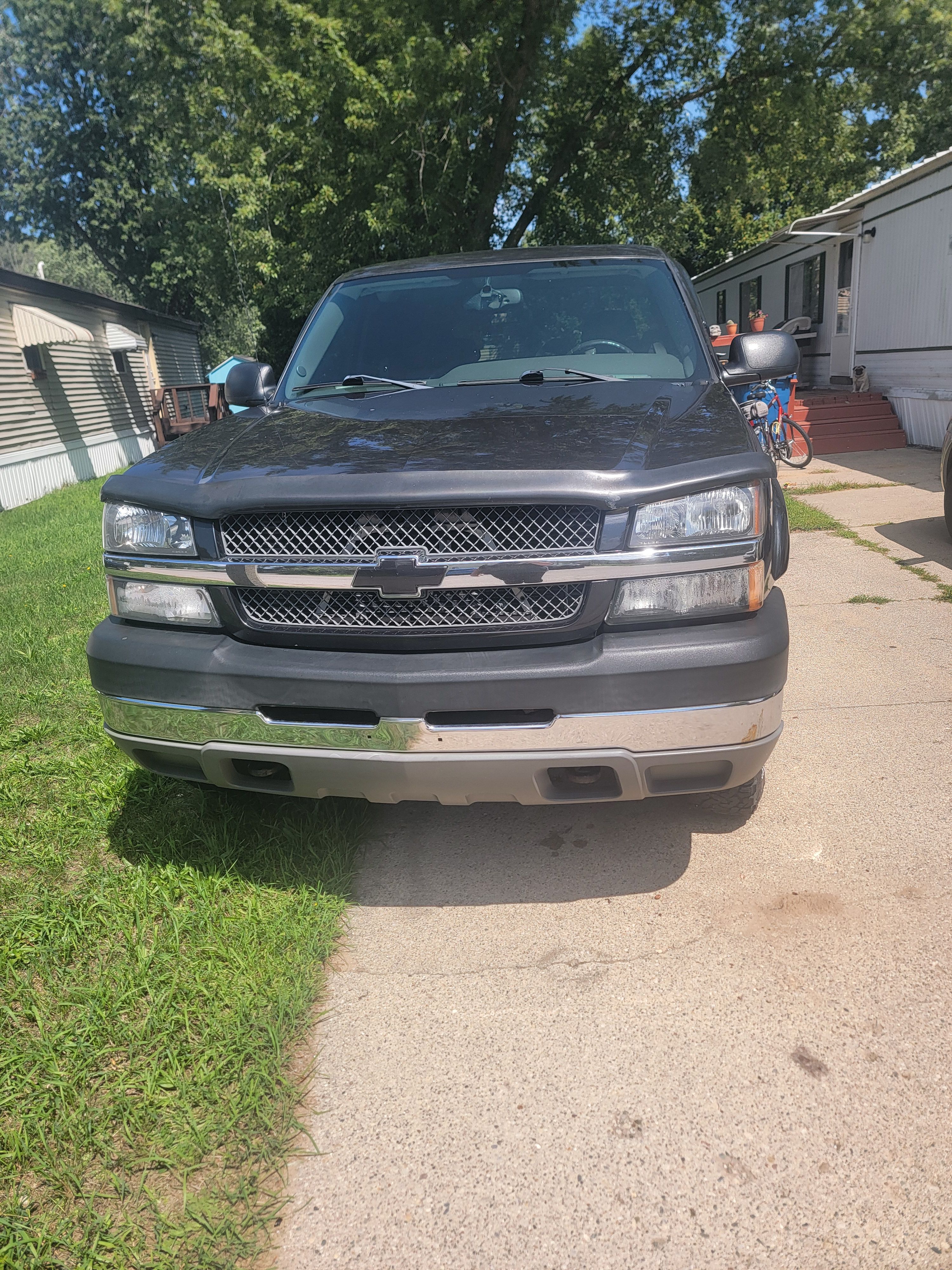 Used 2004 Chevrolet Silverado 2500 LS AWD/4WD image 11