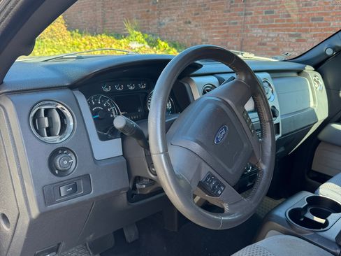 Used 2013 Ford F150 XLT w/ Luxury Equipment Group RWD image 10