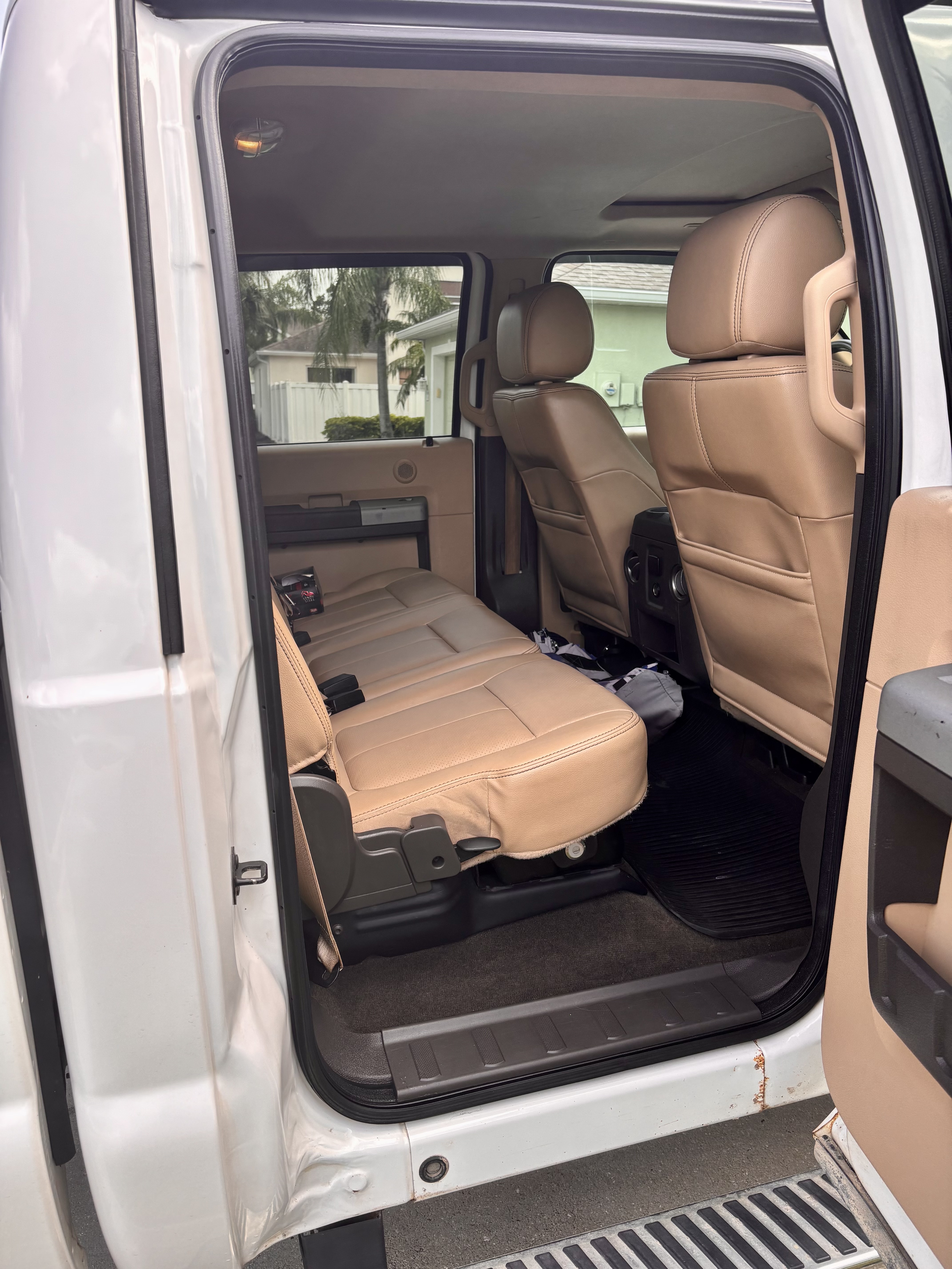 Used 2015 Ford F250 Lariat w/ Lariat Ultimate Package AWD/4WD image 19