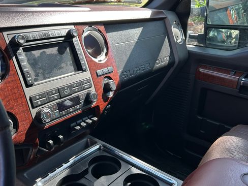 Used 2011 Ford F250 King Ranch w/ FX4 Off Road Pkg image 11