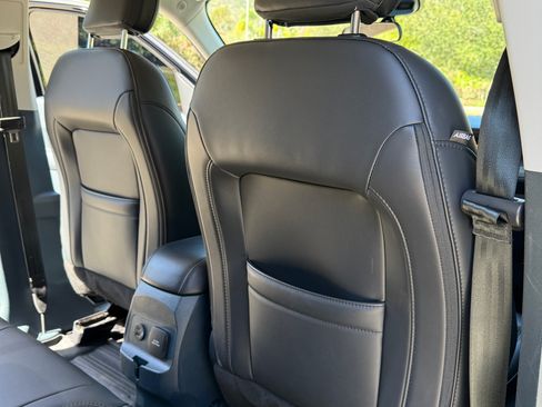 Used 2024 Ford Maverick Lariat w/ Black Appearance Package image 27