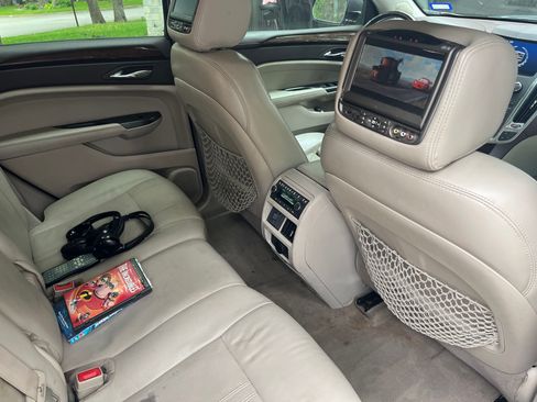 Used 2012 Cadillac SRX Premium FWD image 8