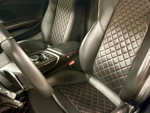 Used 2020 Audi R8 V10 performance image 16