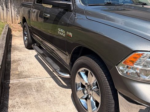 Used 2013 RAM 1500 Big Horn RWD image 4