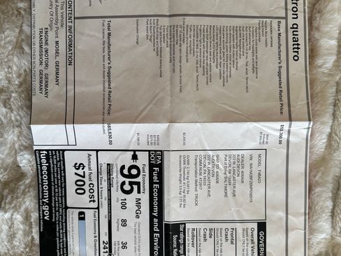 Used 2022 Audi Q4 e-tron Prestige image 9