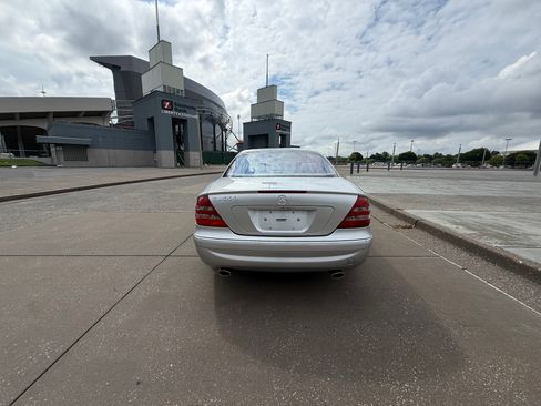 Used 2001 Mercedes-Benz CL 600 image 10