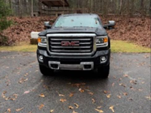 Used 2016 GMC Sierra 2500 SLT w/ All-Terrain HD Package image 2