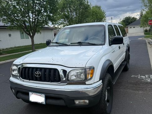 Used 2003 Toyota Tacoma PreRunner image 1