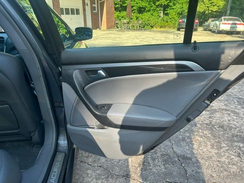 Used 2005 Acura TL FWD image 6
