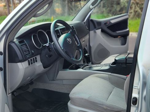 Used 2006 Toyota 4Runner Sport image 4